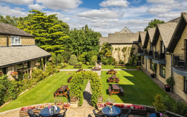 The Holt Hotel