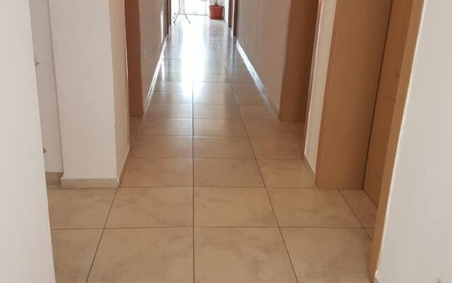 Brilliantin Guest House