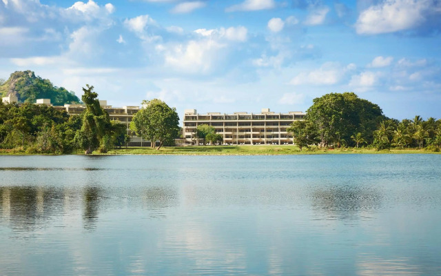 Jetwing Lake