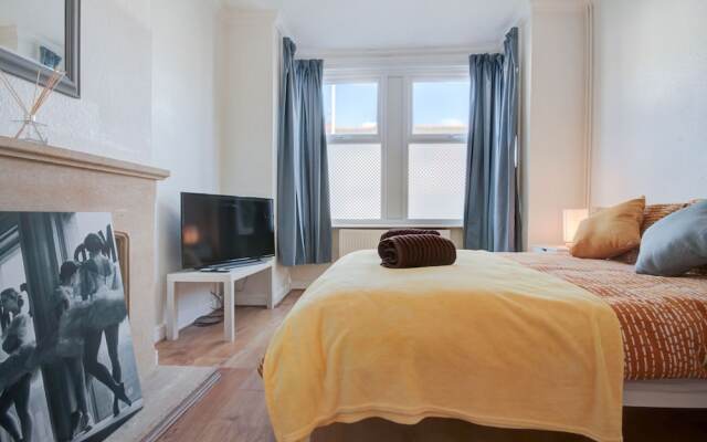 Upperton Road Guest Lodge