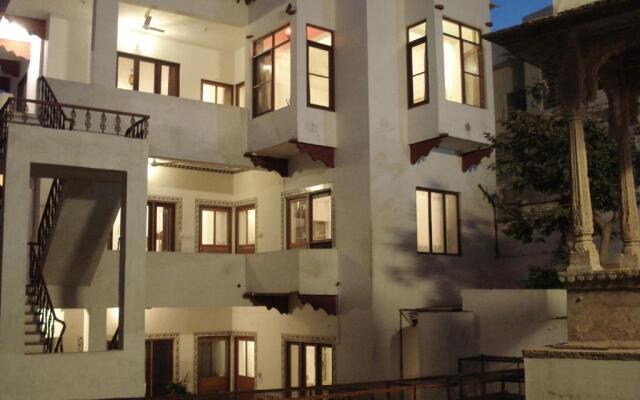 Haveli Braj Bhushanjee Heritage Hotel