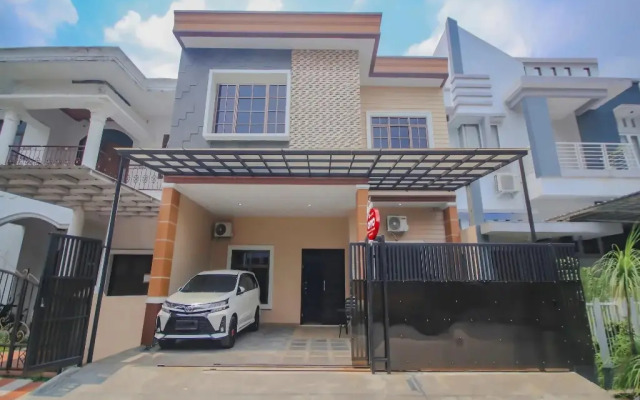 Rumah Yasmin Syariah by OYO Rooms