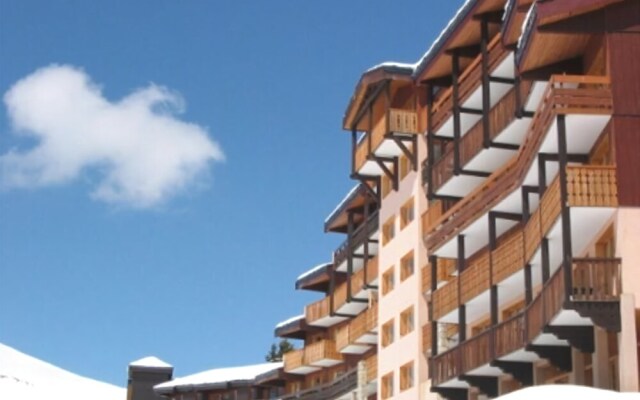 Belle Plagne Three-Roomed Apartment for 5 People of 30mâ² on the Slopes Lc520