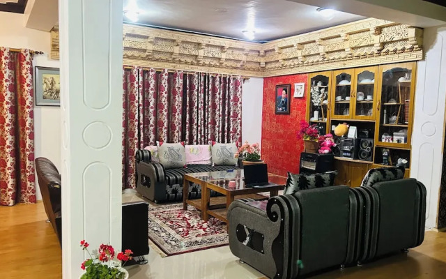 Hillside Homestay and Hostel