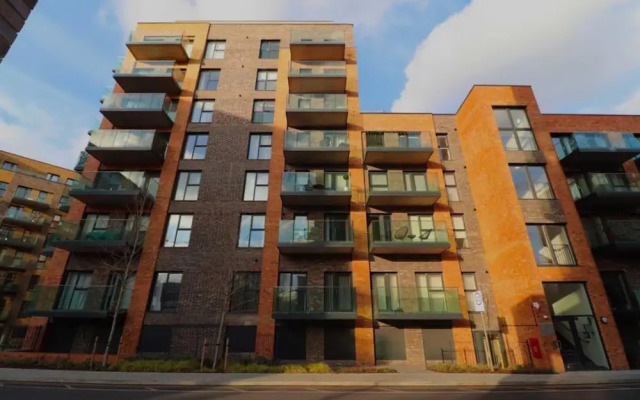 Dartford Apartment - Sleeps 3 - Central Stay
