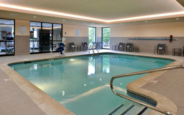 Courtyard by Marriott Detroit Utica