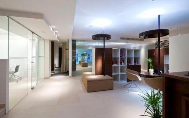 Aparthotel 4 Stars Agia Marina