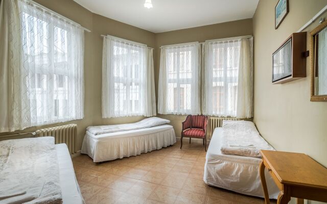 Yeni Hotel