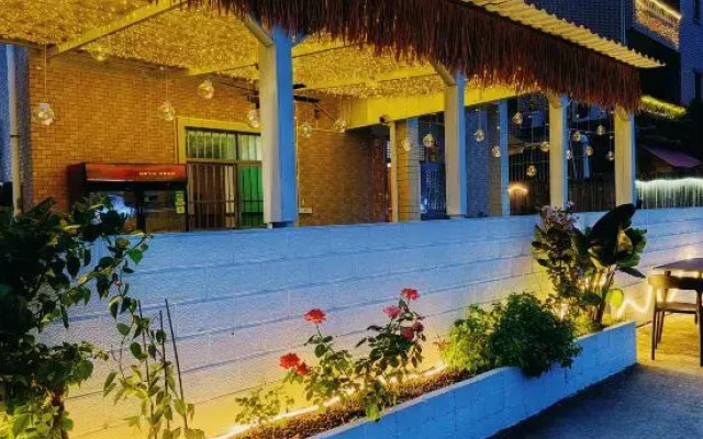Jimmy's Ancient Charm Homestay (Xichong Branch)