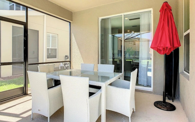 Storey Lake 6BR Private Pool Spa Waterpark/disney