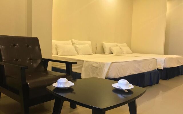 Hotel Pure