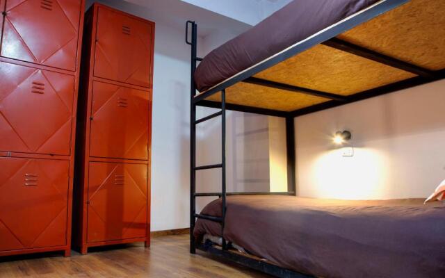 Magic Packer Hostel