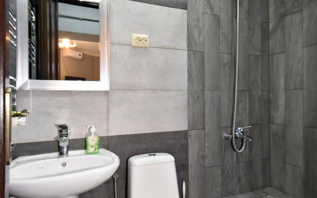 Amiryan street 1 bedroom Modern apartment With Balcony AM777