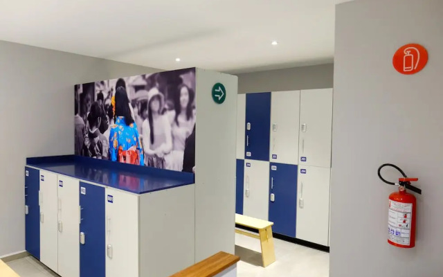 izZzleep Aeropuerto Terminal 2