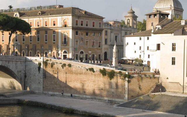 Rome With a Garden Delightful 1 Bedroom Apartment With Private Garden in Historic Trastevere