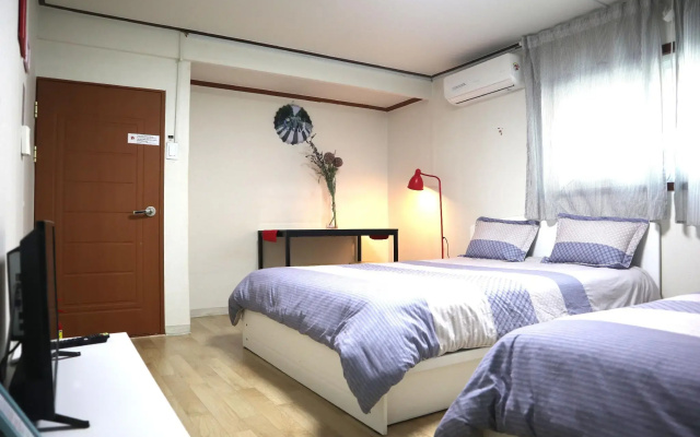 Jeong House