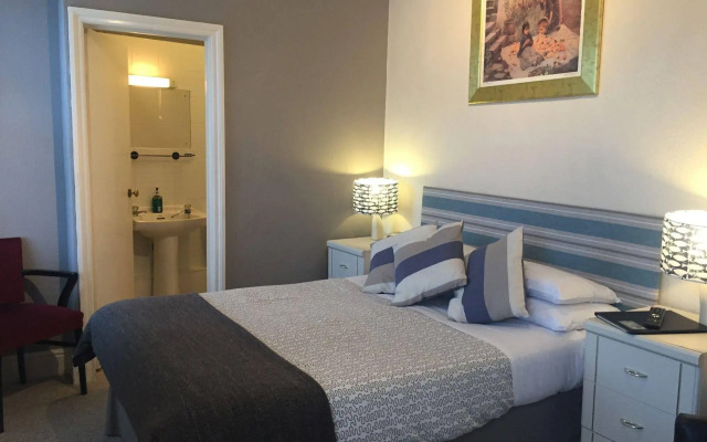 Marlborough Hotel