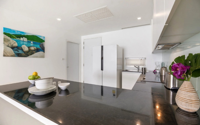 Luxury Apartment Unique Residences
