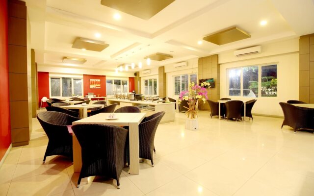 Hotel Dewanti