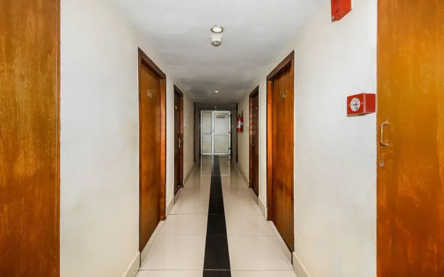OYO 33399 Hotel Alwin
