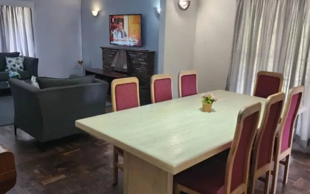 Lovely 3 bed in Mount Pleasant - 2153