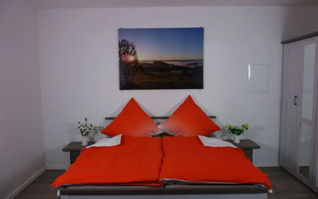 Race & Rest Apartments