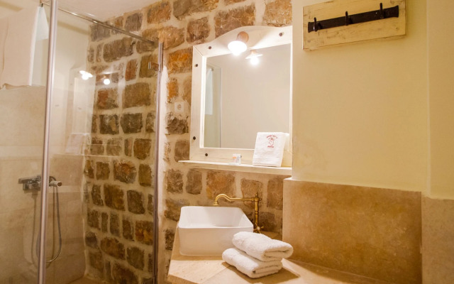 Pietra Mare Apartments