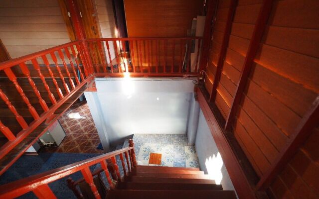 Ram Yai Homestay - Hostel