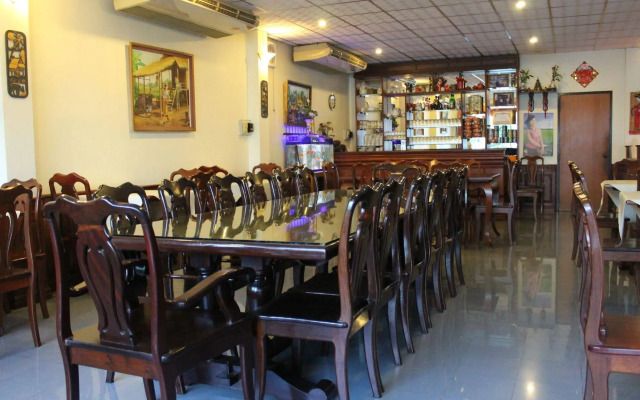 Thavixay Hotel