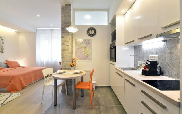 PARK Studio Apartment