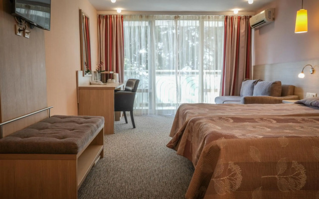 Hotel Sandy Beach