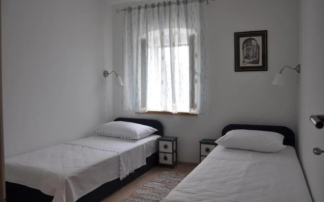 Apartment Home Sweet Home