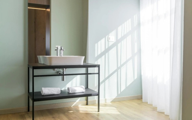 Hotel Regina Del Garda Suite