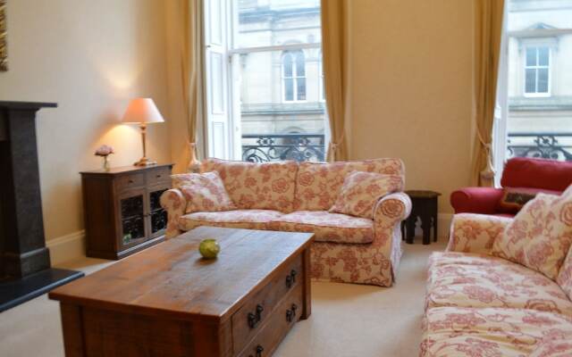 Georgian Flat In The West End
