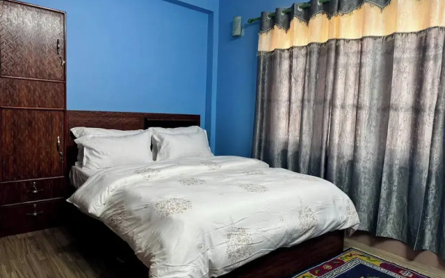 Private Couple Apartment