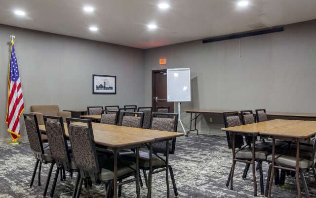 Best Western Plus Sparta Trail Lodge