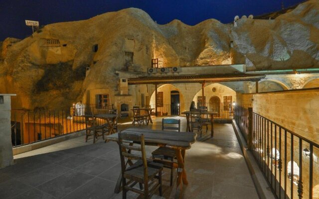 Oread Cave Suites