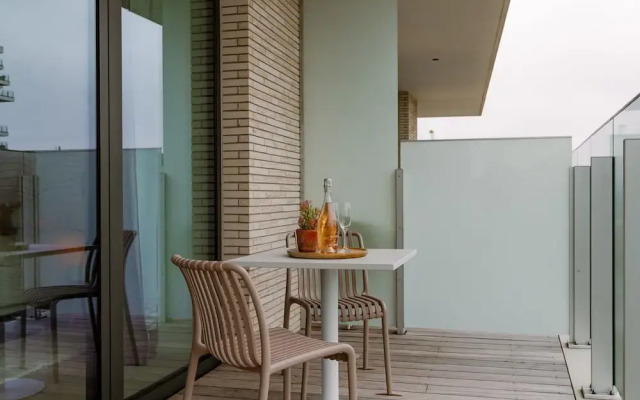 Your Perfect Coastal Escape With Swimming Pool
