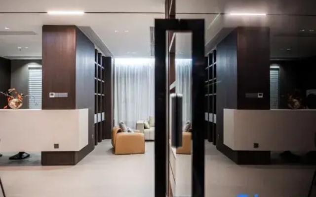 June Beauty inn