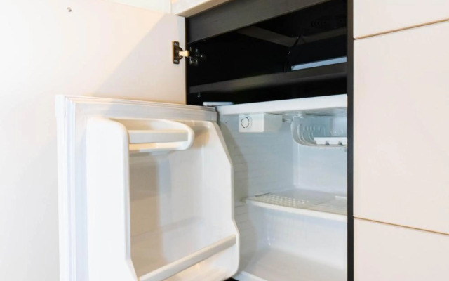 Alka, City Apt. Sea, Park and Parking, by Cohost