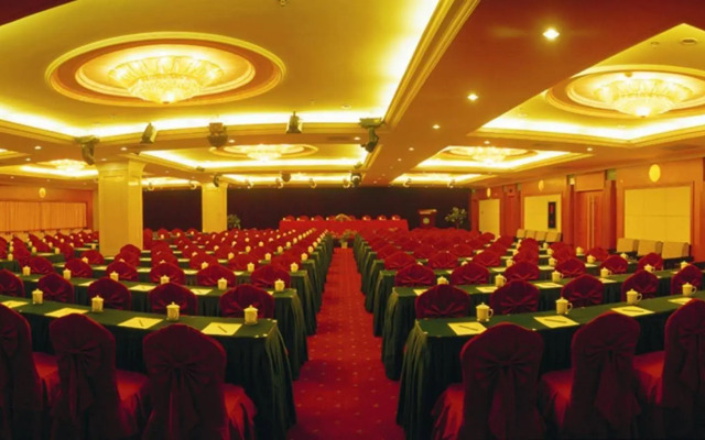 Jindu Crown Hotel