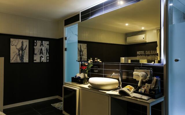 Seocheon Dalbam Hotel