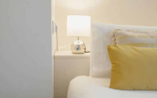 1BR Flat in Trindade w/ AC by metro station