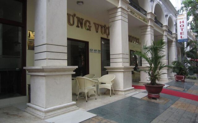 Hung Vuong II Hotel