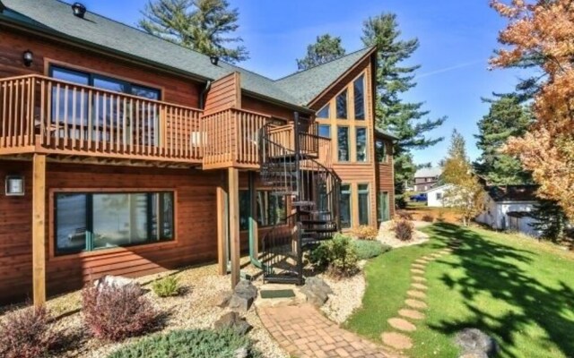 Copperwood #17 - 3 Br Condo