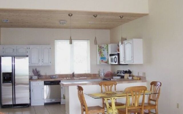 Cocobay Cottages