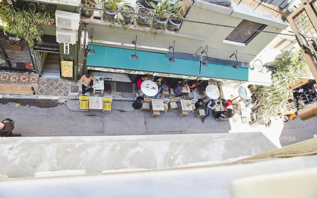 Old Athens style 1bdr with Acropolis view rooftop!