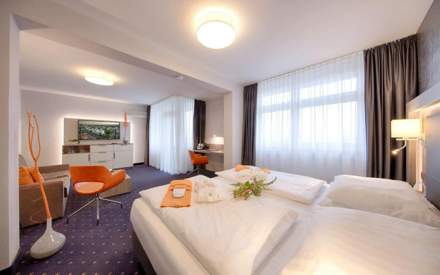 Tunjungan Hotel