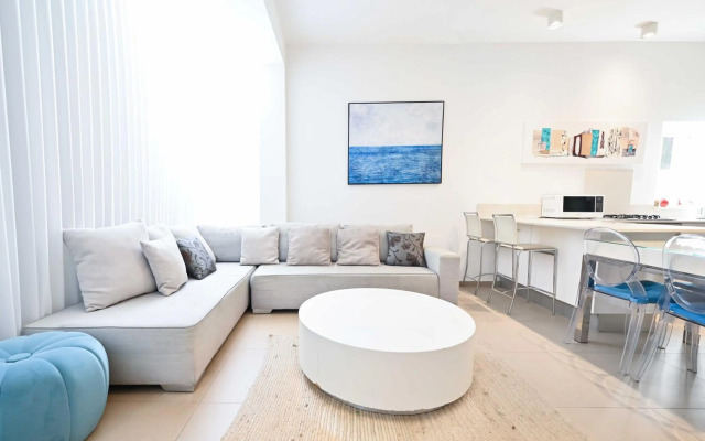 Central 2BR in Hovevei Tsiyon 29 by HolyGuest