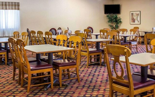 Wilkes-Barre Inn and Suites